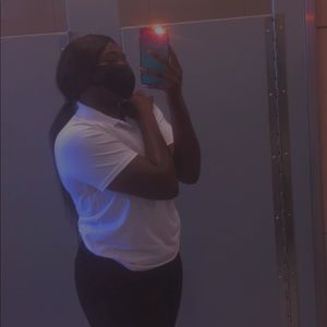 Meet your Posher, Shaneal